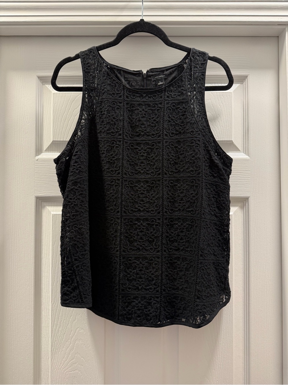Ann Taylor Black Lace Tank Top - L